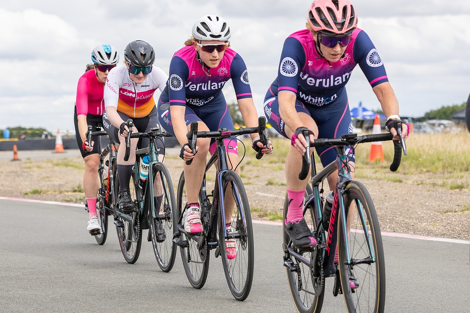 Laura Hicks and Rachel Jones at Bovingdon PHOTO CREDIT JUDITH PARRY PHOTOGRAPHY